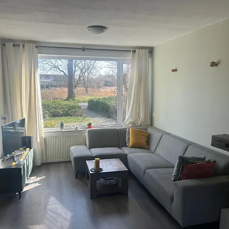 3 Bedroom House Great Views *